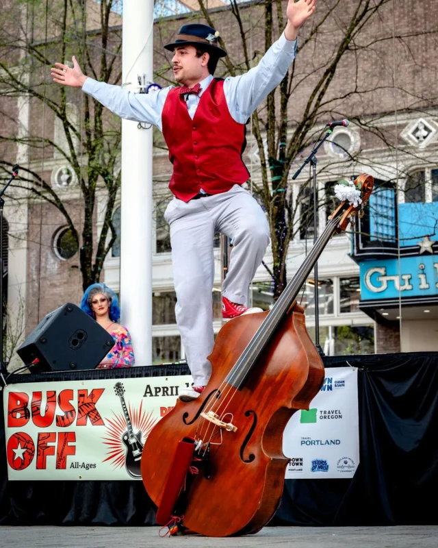 Friday Flashback to last week’s first-ever BUSKATHON! 🎶 What an incredible several days! A huge thank you to all the talented buskers who filled downtown and Old Town with entertainment — and congratulations to our BUSK-OFF finalists and winner, @maeve_stier!

Thank you to our generous partners: @downtown_cleansafe, @travelportland, @traveloregon, @friendsofnoise, and @pdxmetrochamber. We already can’t wait for next year!

📷: @elle.hygge.photography 
#DowntownPDX